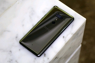 火腿肠末世旗舰HTC U12+