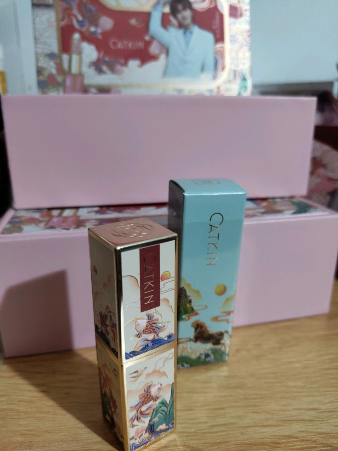 卡婷润唇膏