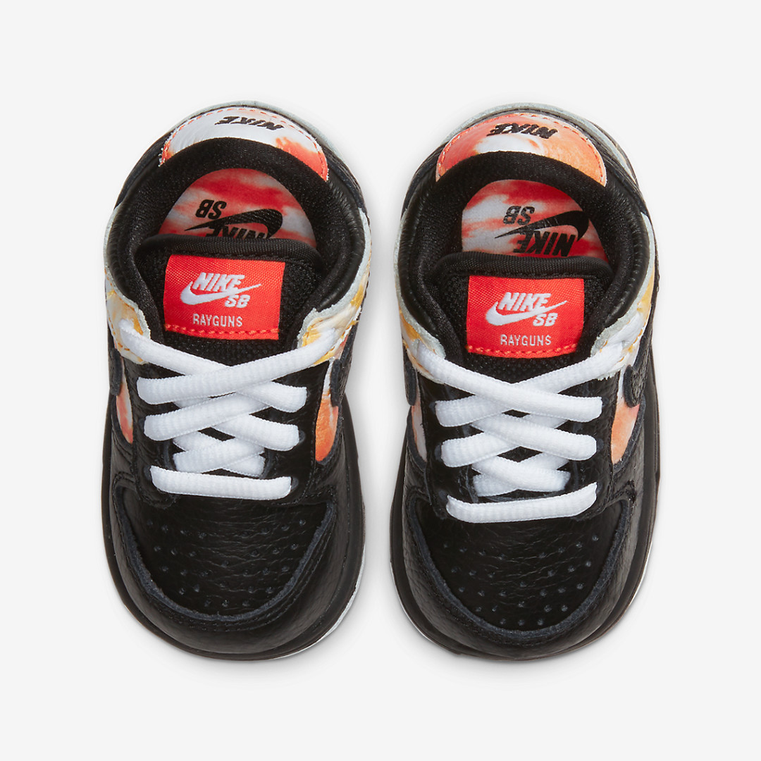 外星人回归：NIKE SB DUNK LOW “Roswell Rayguns-扎染”板鞋