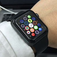 轻体验 篇十一：Apple Watch究竟要不要贴膜？我贴了一张试试