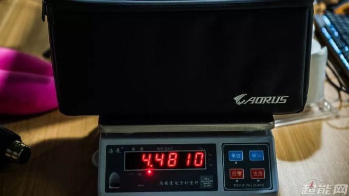 技嘉AORUS RTX 2080 Ti GAMING BOX评测:独孤求败的雷电3显卡坞