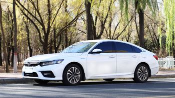 试驾了所有中型车，我选择东本“雅阁王” 以及车品选购 