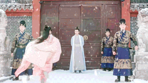 30岁的她再演少女,就算抠图注水也想熬夜追完