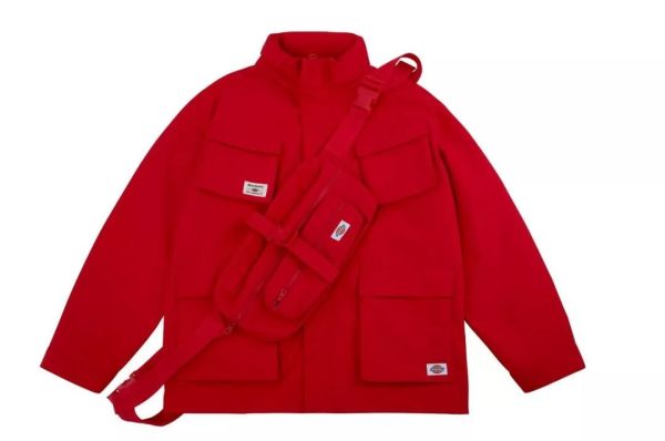 潮闻快食 | Burberry释出AirPods豹纹保护套;Randomevent发布2020春夏LOOKBOOK
