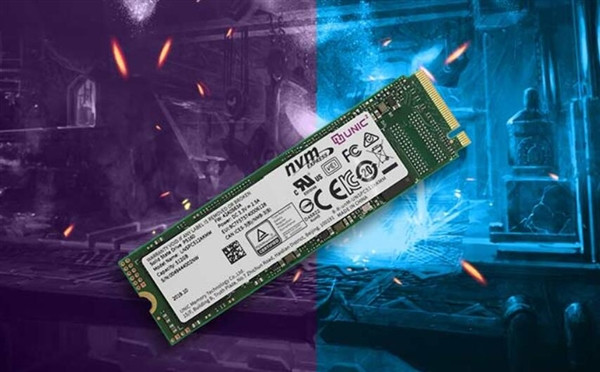 原厂原片颗粒：紫光 P5160 M.2 高性能 SSD 上架