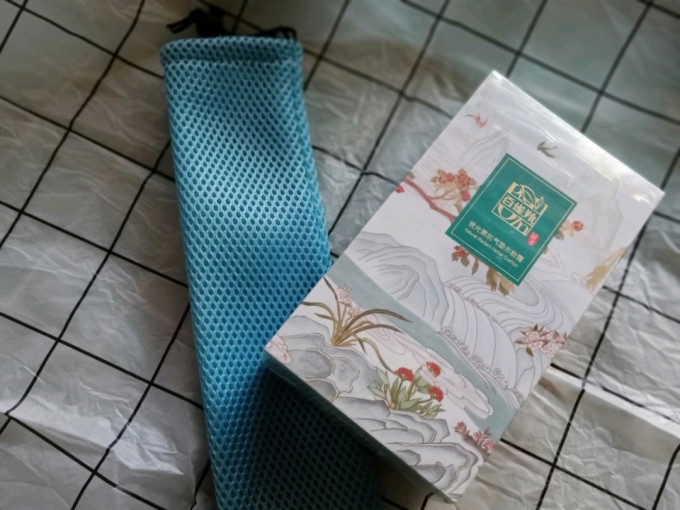 百雀羚BB霜