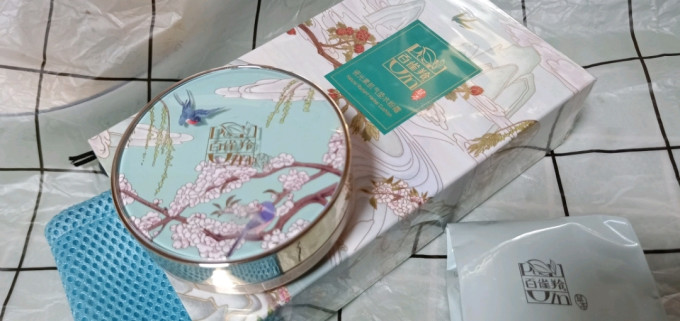 百雀羚BB霜
