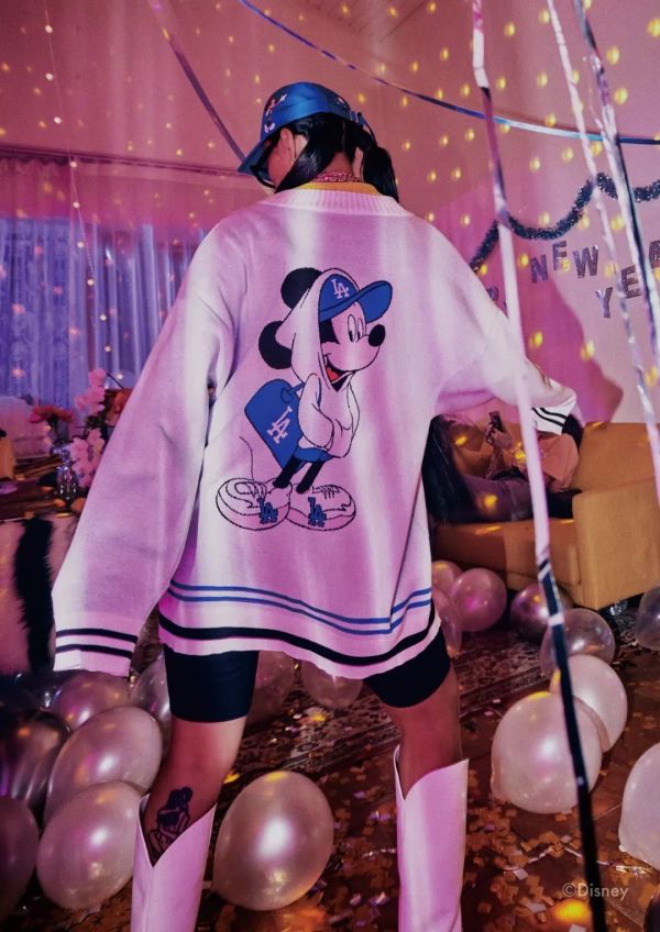 潮闻快食 | 低帮版本Dior x Air Jordan 1曝光;OPICLOTH 2020SS春季系列正式发布