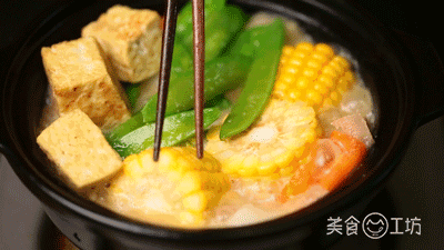 火锅这么吃,十个人有九个爱,清淡不上火,好吃不怕胖!
