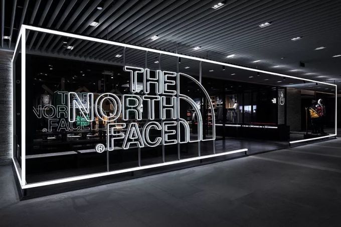 潮闻快食 | YOHO!Boy 带你体验 TNF BaseCamp @ Genting 滑雪活动和新店开业!