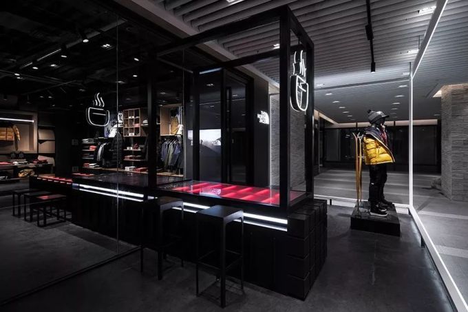 潮闻快食 | YOHO!Boy 带你体验 TNF BaseCamp @ Genting 滑雪活动和新店开业!