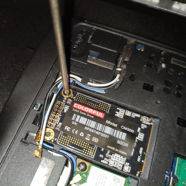 花￥49块钱，给老笔记本升级60GB MLC固态硬盘，无损迁移操作系统