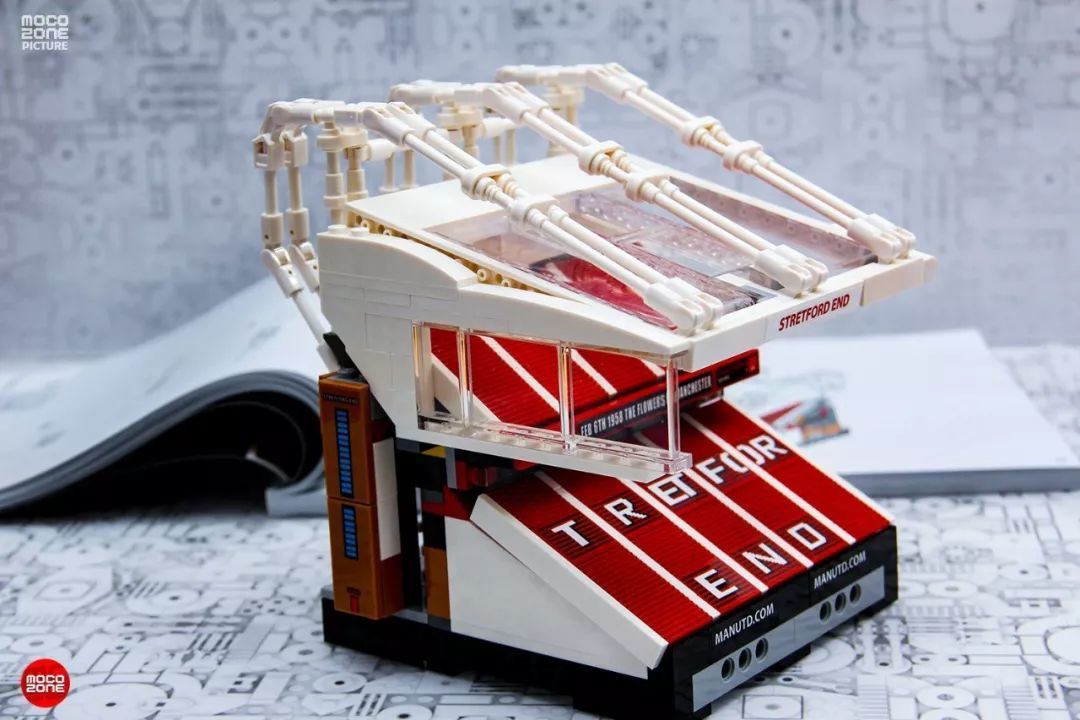 乐高creator&nbsp;expert&nbsp;10272&nbsp;老特拉福德曼联球场测评