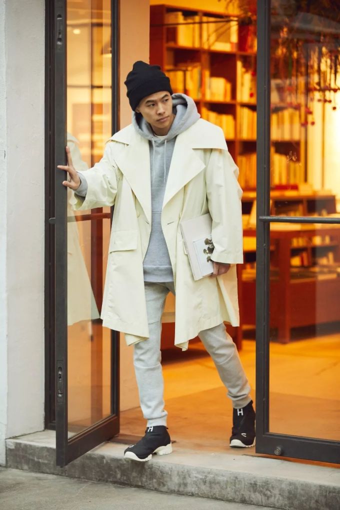 潮闻快食 | OAMC x adidas Originals 联名鞋款回归;Stüssy 释出 2020 早春系列型录!