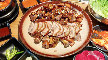 不合格的吃货 篇二：好吃不上火的迷町韩式猪蹄 
