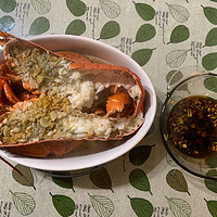 美食 篇一：春节在家吃什么？蒜蓉蒸波士顿龙虾分享