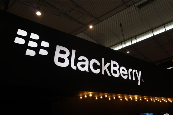 又一老牌手机品牌即将消失，TCL宣布停售黑莓手机
