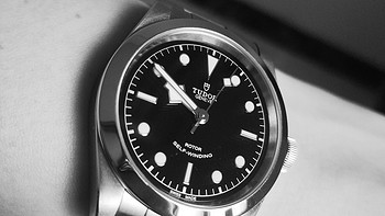 我的手表 篇一：通勤优选，低调且实在的一块手表——帝舵碧湾41mm 79540