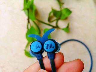 JBL T280NC无线蓝牙降噪运动耳机