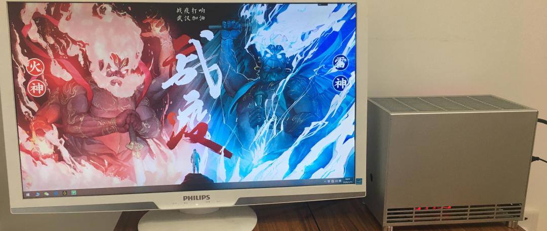 19个风扇的全分体水冷 ITX，不足可乐高的机箱还能黑苹果？快来看这份硬核攒机