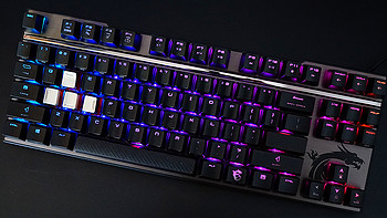 桌上神器 篇十六：游戏键盘唯快不破：微星GK70机械键盘Cherry银轴版体验分享