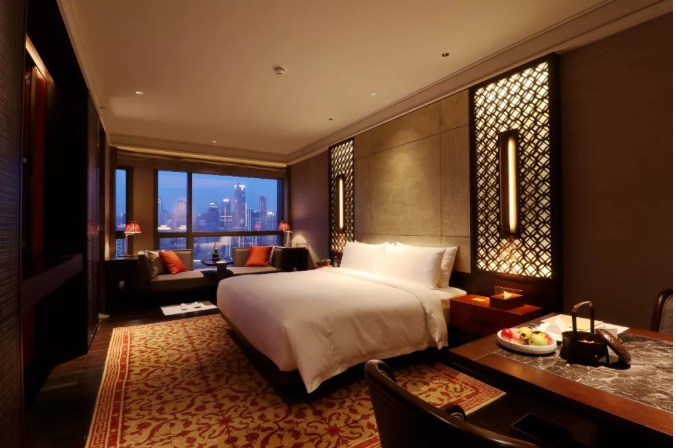 洲际（IHG）大中华区酒店哪些值得住？免费换房积分、最低价都给你找出来了！