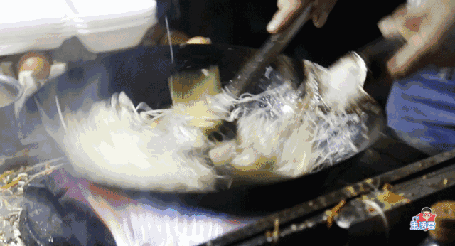微信图片_20200221230159.gif 大学城的宝藏小店,你们一定要撑下去,拜托了!