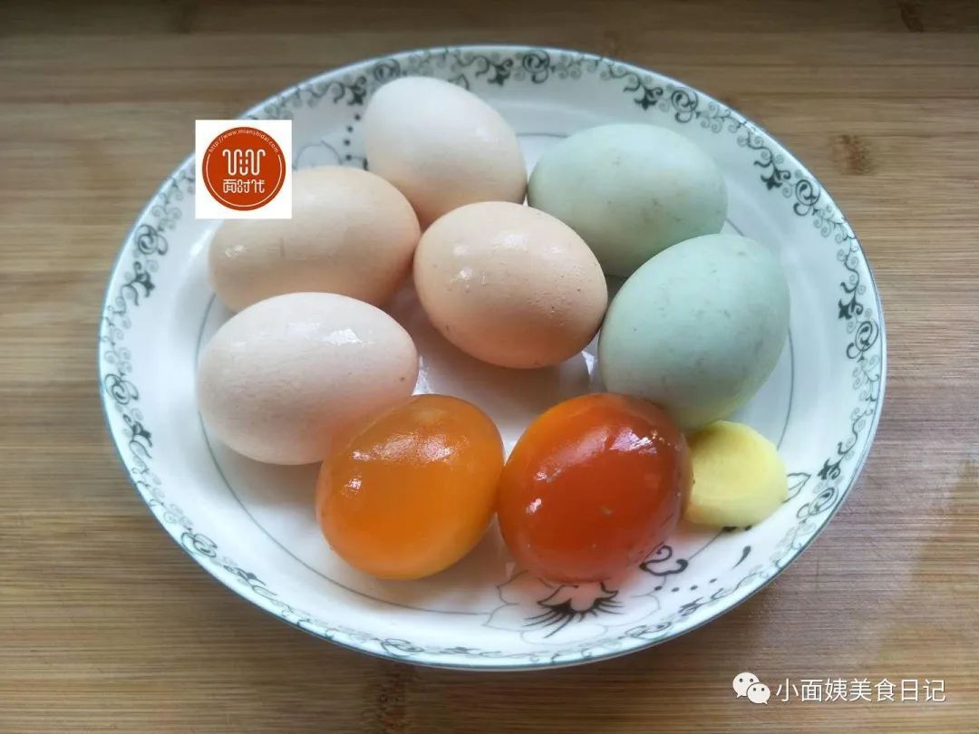 普通的蒸蛋吃腻了,试试这种新做法,好看好吃,做法超简单!