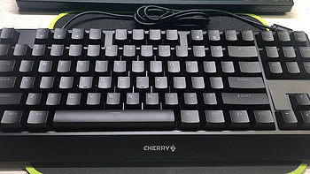 如果没有信仰灯 热情会不会变冷 Cherry 樱桃 MX Board 1.0 红轴 新版开箱首发