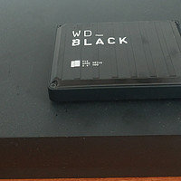 西部数据P10移动硬盘WD_BLACK P10开箱