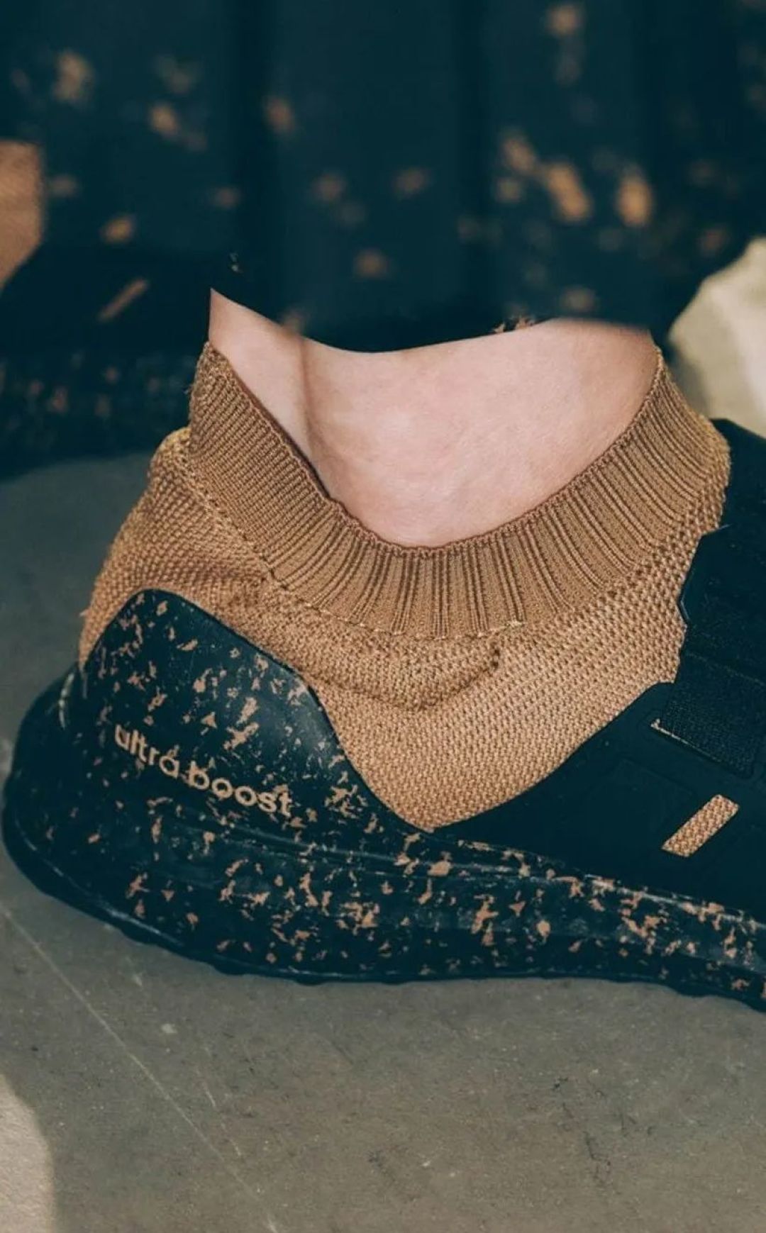 潮闻快食 | Yeezy 700 V3「Alvah」即将再度发售,Nike 发布未来鞋款 Air Max 2090!