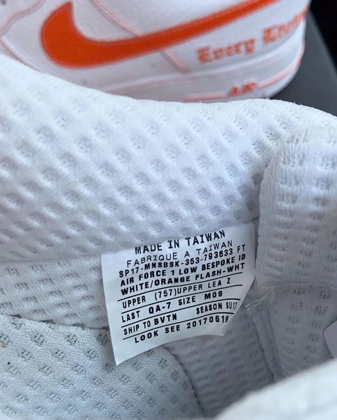 绝版 VLONE x AF1 还有其他配色，最贵AF1系列又有新成员？！