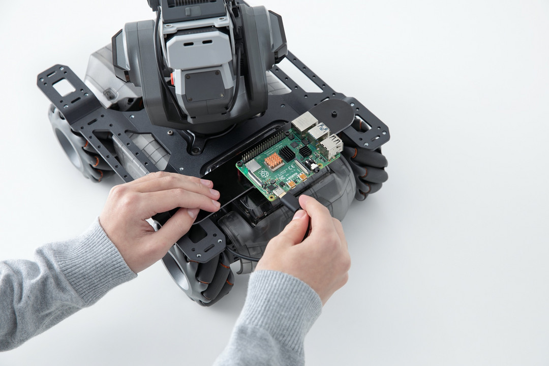 支持开发板、新增机械臂，DJI 大疆创新发布 RoboMaster EP教育拓展套装