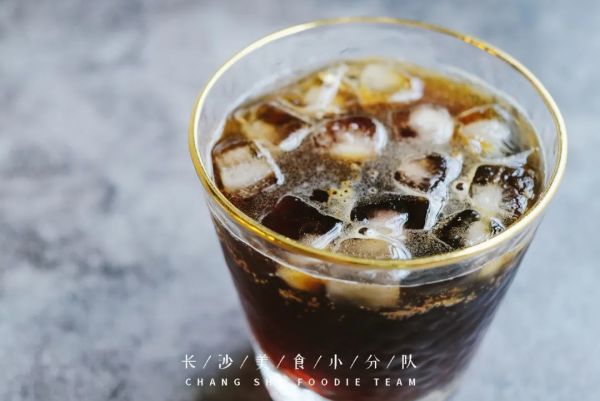 看一遍就会!好喝的花式咖啡我们在家营业吧