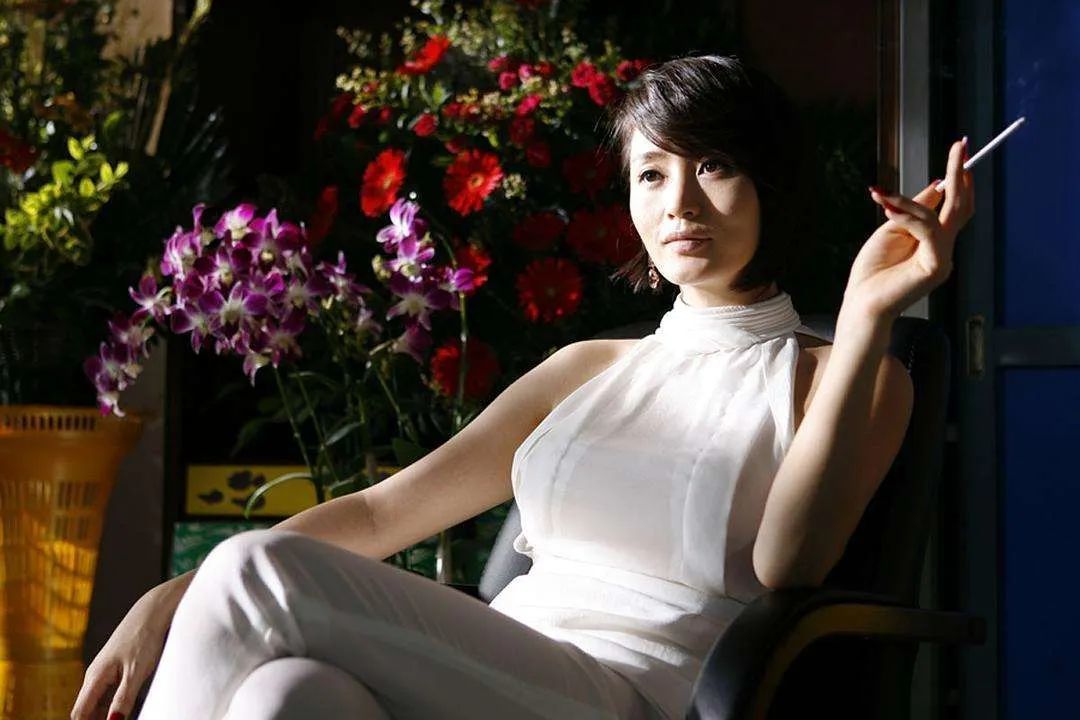 前半集接吻,后半集分手,女主色诱的套路玩得太绝了!