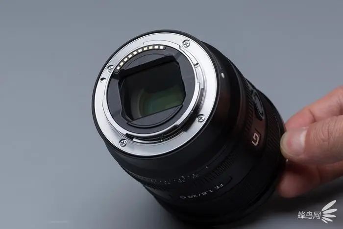 20mm还能拍什么？索尼FE 20mm F1.8 G评测