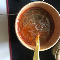 刚到手就尝了一碗的酸辣粉