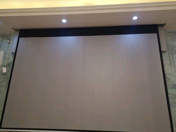 坚果投影投影仪