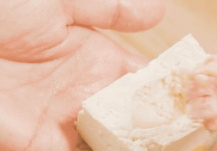 表姐做豆腐不用炒,全家都在跟她学,做出来居然比红烧肉都好吃!