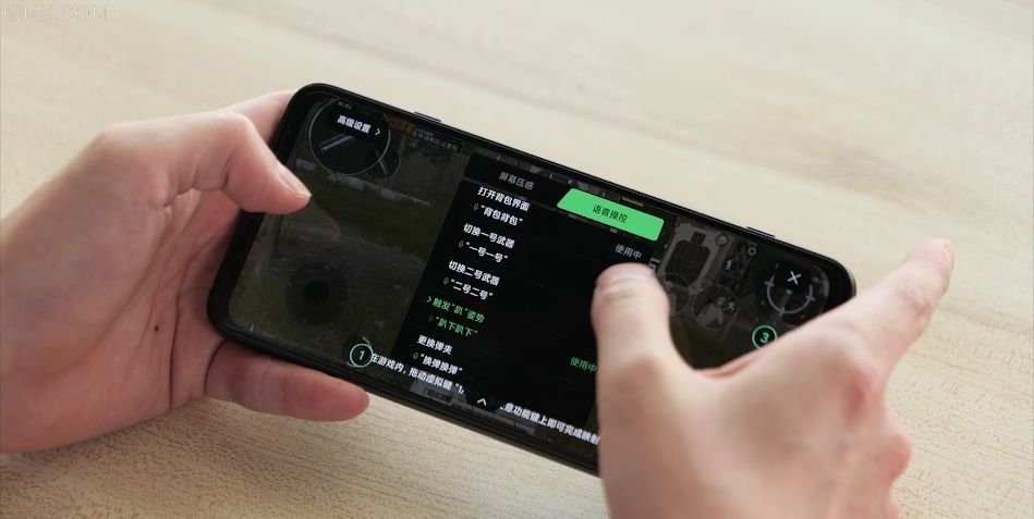 「科技美学」5G游戏手机详细对比测评 | iQOO 3/黑鲨3/红魔5G | 到底谁称得上完美的游戏设备