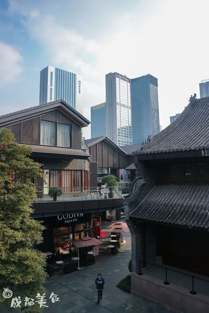 成都的苍蝇馆子老板们,回!来!了!