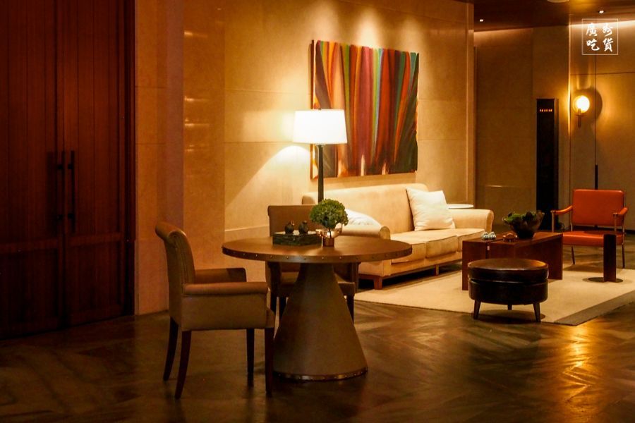 全球zui高的五星级酒店，藏着人均60元的餐厅，招牌居然是…