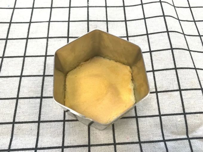 将春天装进蛋糕:樱花物语慕斯带你品尝最甜的春意