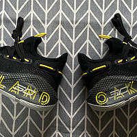 胖胖买的鞋 篇九十三：UA 库里 Curry 6男童篮球鞋