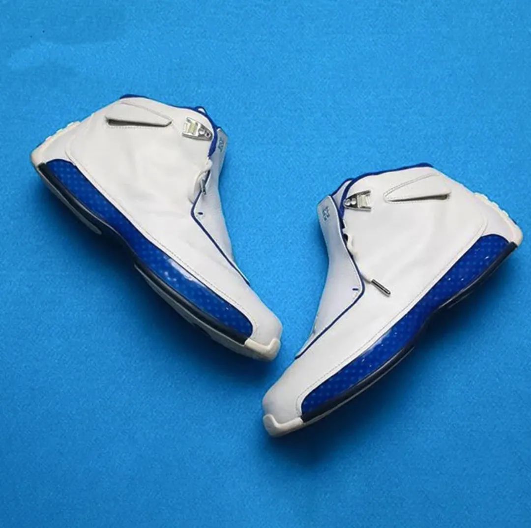 篮球之神的末代战靴——Air Jordan 18