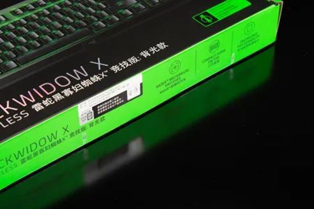 雷蛇黑寡妇蜘蛛X竞技版背光款TKL键盘体验：改变并非只有背光