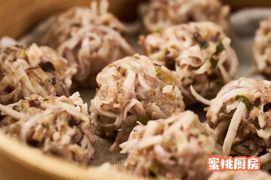 芋头只会煮着吃?换成这种做法,欲罢不能!