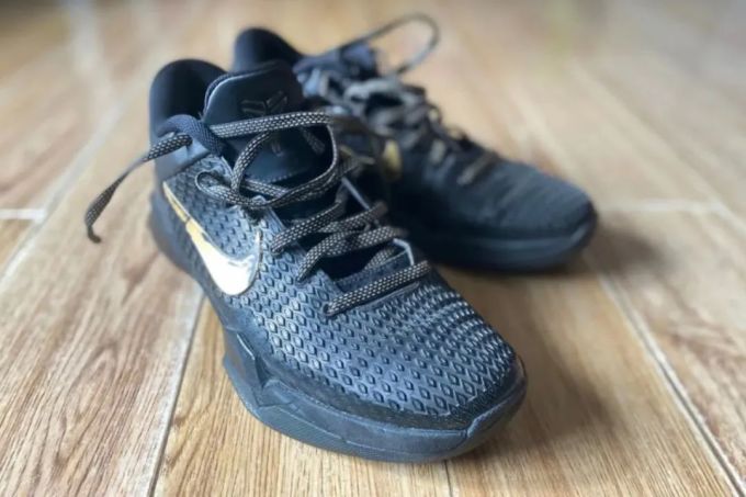 WEN鞋评-开箱 | Nike毒液5 前后掌双Zoom当年只需400块!它见证了Nike的巅峰和科比的最后一舞