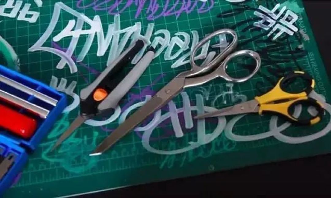 潮流永远都在自己手上诞生 一波超强DIY球鞋口罩赏析