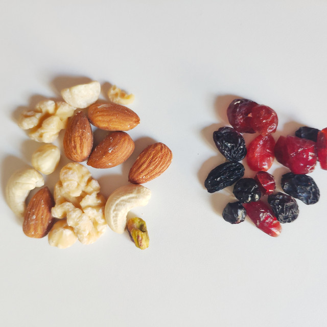 四大品牌【每日坚果】小评测